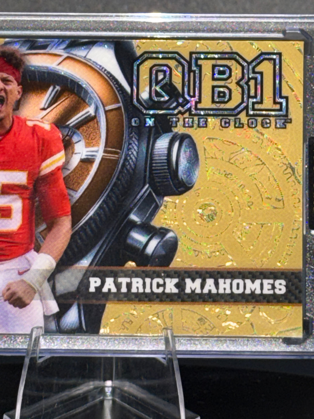 Wild Card 2026 “On The Clock” QB1 Gold Shimmer Patrick Mahomes 2/2