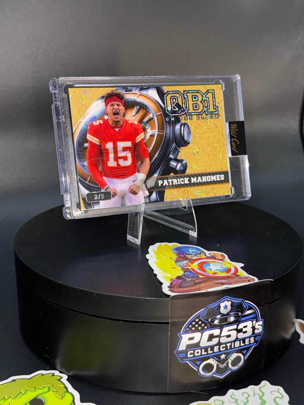 Wild Card 2026 “On The Clock” QB1 Gold Shimmer Patrick Mahomes 2/2