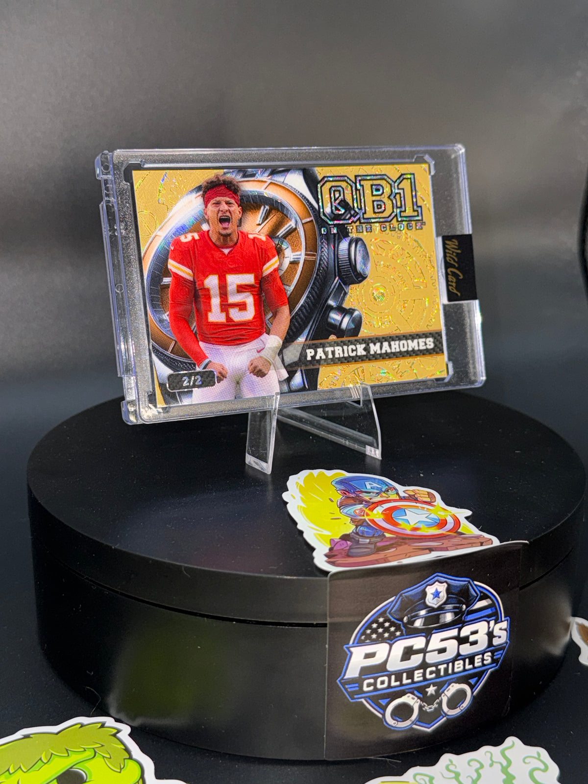 Wild Card 2026 “On The Clock” QB1 Gold Shimmer Patrick Mahomes 2/2